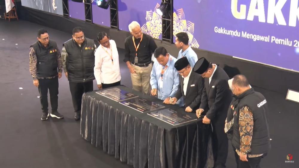 3 Kontestan Pilpres 2024 Teken Pemilu Damai