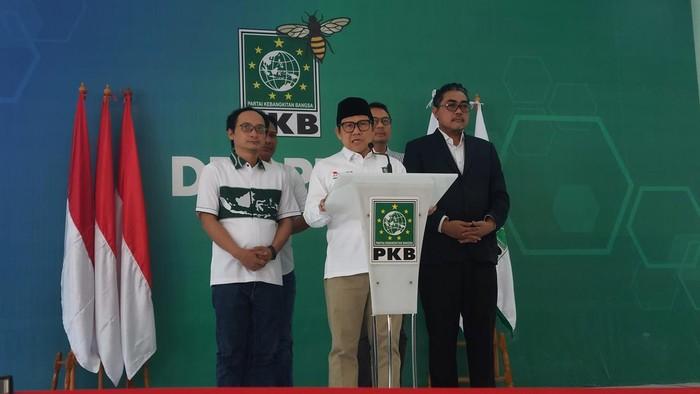Cak Imin Ungkap Tak Ada Desakan soal Khofifah Gabung TKN Prabowo-Gibran: Itu Hak Beliau