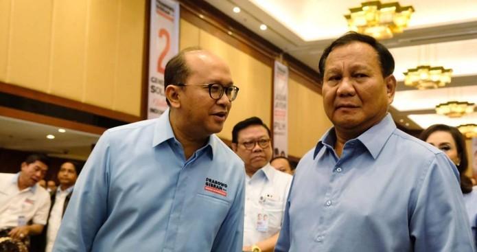 Kelakar Prabowo ke Ade Armando, Dulu Lawan Kita Kawan