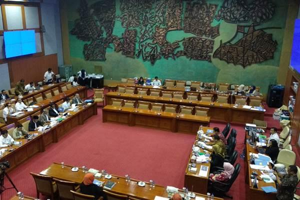 Komisi X DPR Setujui Jay Idzes dan Nathan Tjoe-A-On Jadi WNI!