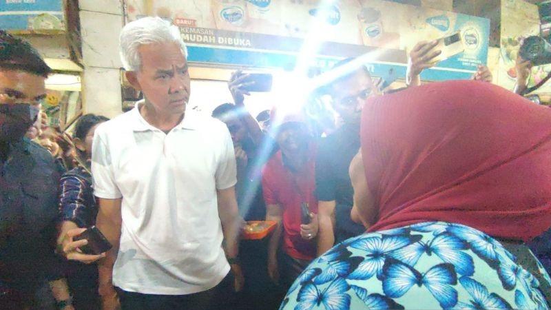 Jelang Natal dan Tahun Baru, Ganjar Desak Jokowi Kendalikan Harga Komoditas