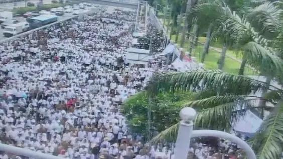 Apdesi Kepung DPR, Polisi Terjunkan 1.800 Personel Gabungan