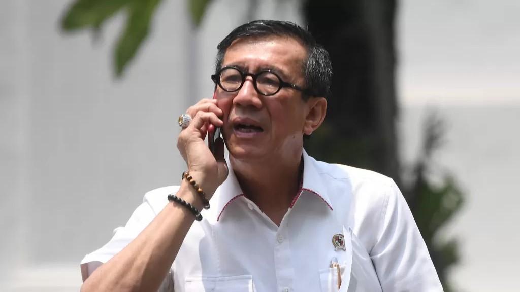 Eddy Hiariej Terseret Kasus, Jokowi Masih Andalkan Yasonna Laoly