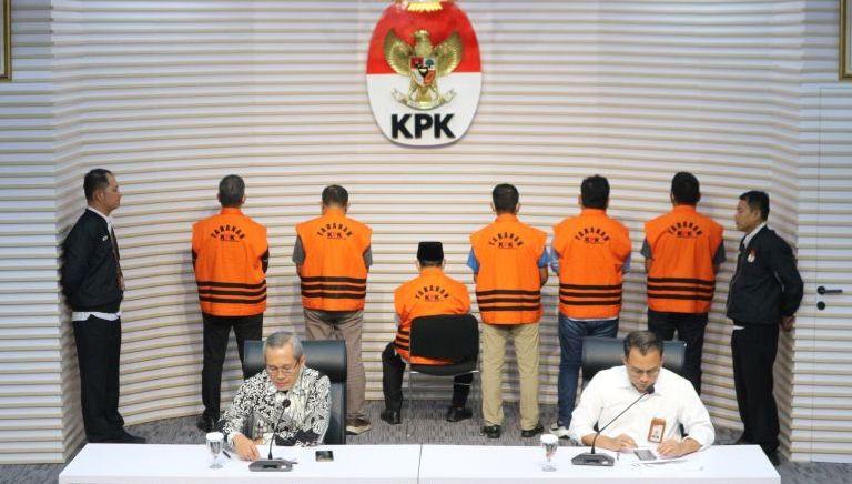 KPK Sita Data Aliran Uang terkait Kasus Gubernur Malut Abdul Ghani Kasuba