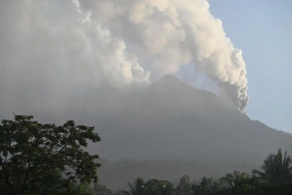 Gunung api di NTT Satu Berstatus Siaga, Tiga Bestatus Waspada