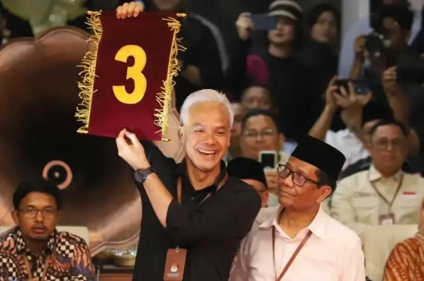 SMRC Sebut Peluang Ganjar-Mahfud Lolos Putaran Kedua gegara Performa dan Indikator Politik