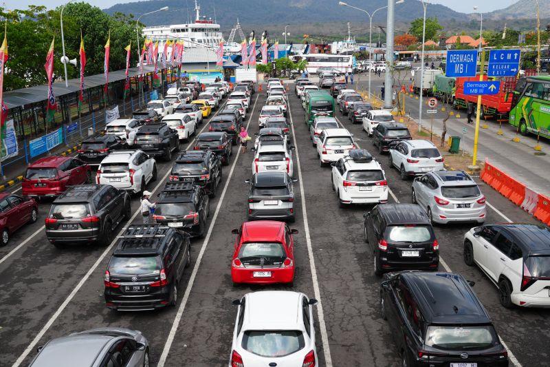 ASDP Layani 2,6 Juta Penumpang di 10 Lintasan Terpantau Nasional Sepanjang Libur Nataru