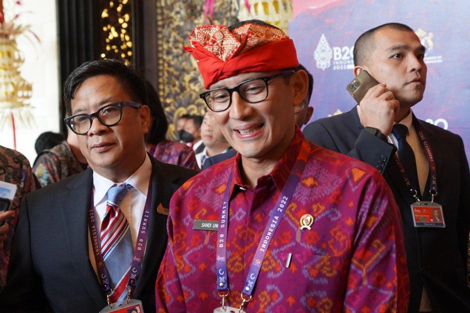 Menparekraf: Pemindahan Ibu Kota Menjadi Komponen dari Peta Besar Menuju Indonesia Emas 2045