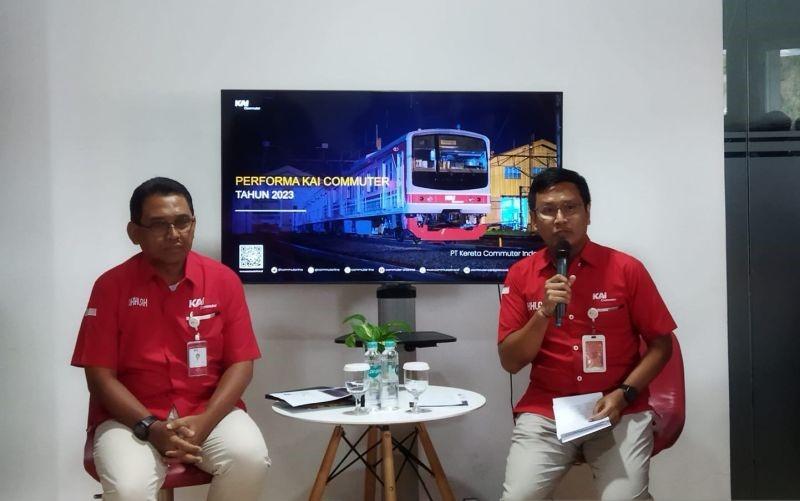 KAI Commuter bakal Datangkan 3 Rangkaian KRL Atasi Lonjakan Penumpang