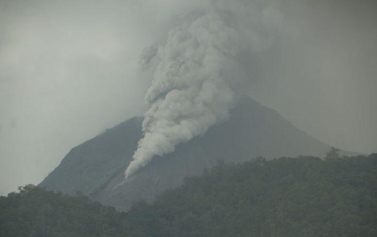 Bandara Gewayantana Kembali Dibuka usai Ditutup Imbas Erupsi Gunung Lewotobi