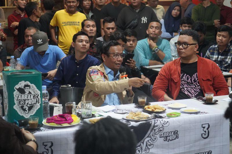 Mahfud MD Minta Generasi Milenial-Gen Z Jauhi Pinjaman Online dan Ungkap Bahayanya