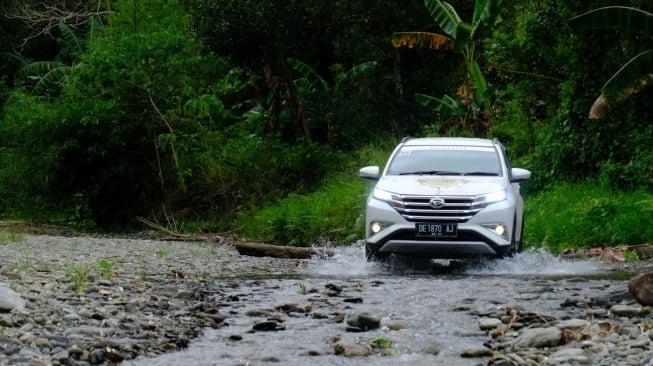 Usai Skandal Prosedur dan Uji Tabrak, Daihatsu Tetap Gelar Terios 7 Wonders di Maluku Utara