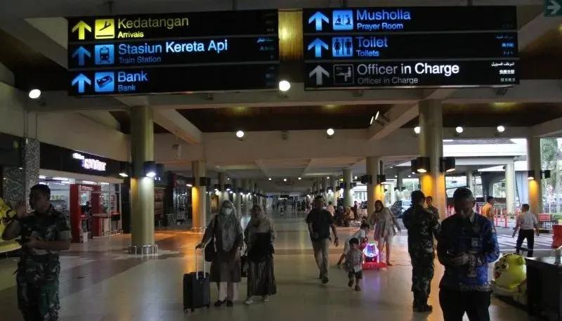 Bandara Minangkabau Buka Kembali Usai Abu Vulkanik Gunung Marapi Mereda