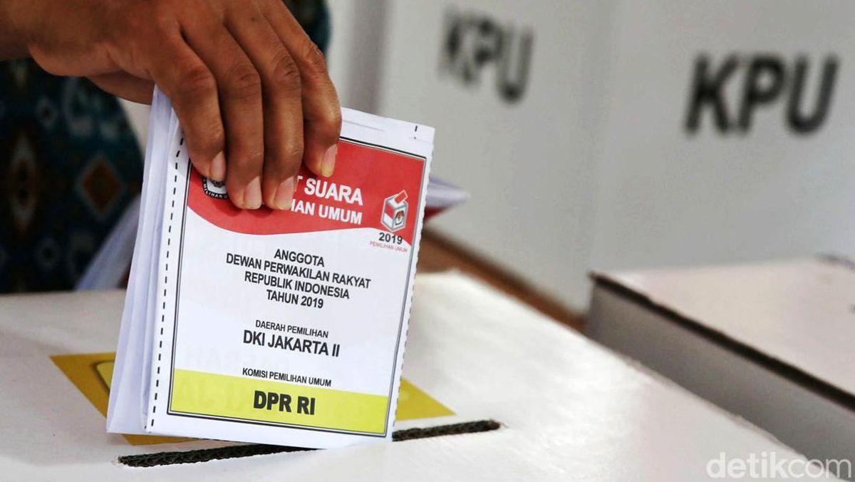 Komisi II DPR Minta KPU Telusuri Temuan Pemilih Ganda di New York