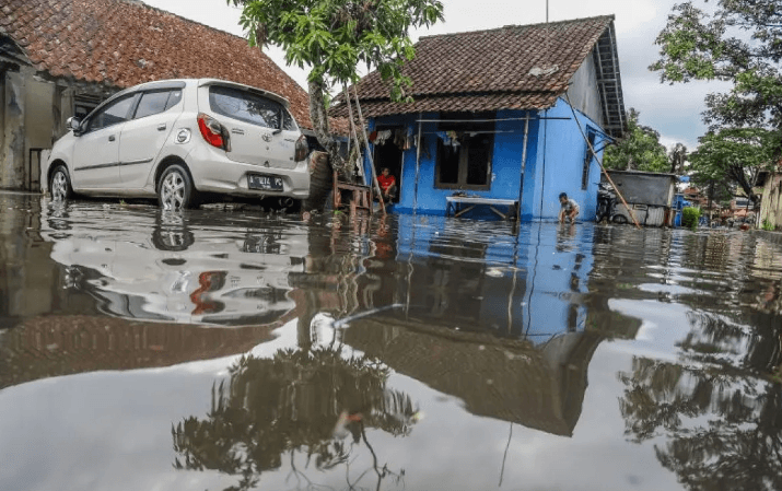 Waspada! Hujan Disertai Kilat dan Angin Kencang Landa Sejumlah Wilayah Indonesia