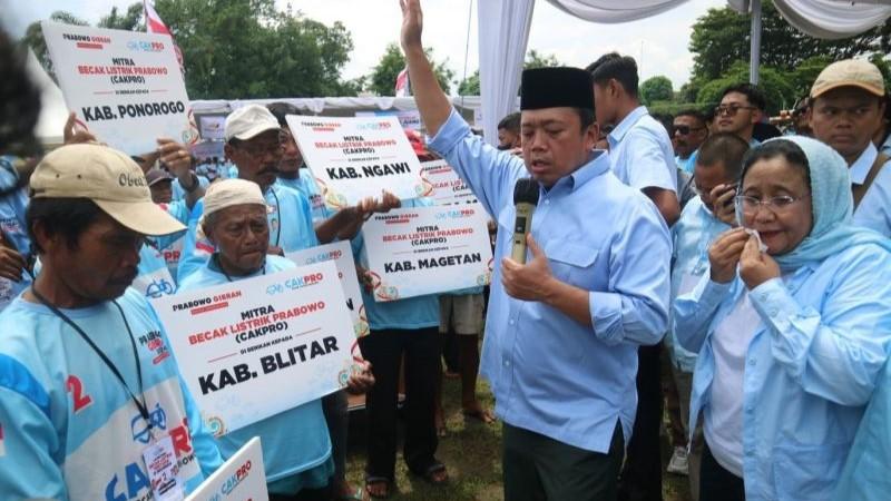 TKN Launching Becak Listrik di Madiun