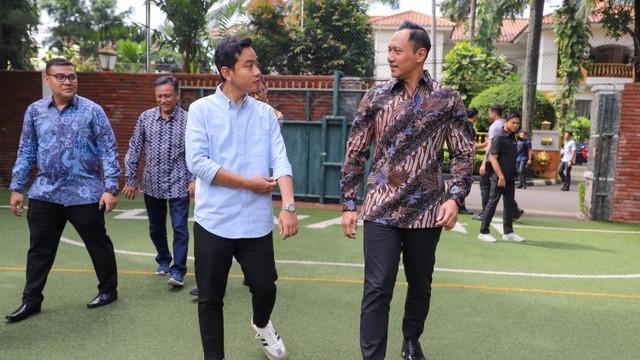 Gibran Sambangi 'Mabes Cikeas', Temui SBY dan AHY