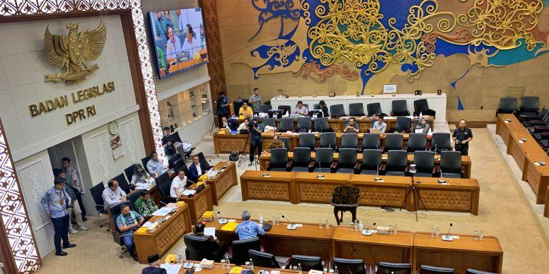 Tak Jadi 9 Tahun, Baleg Ungkap Masa Jabatan Kades 8 Tahun Maksimal 2 Periode