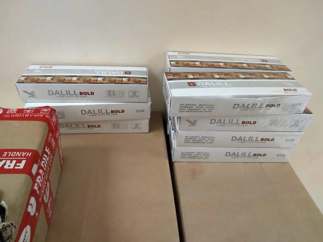 Bea Cukai Operasi Pasar di Malang-Jember, Puluhan Rokok Ilegal Berhasil Diamankan
