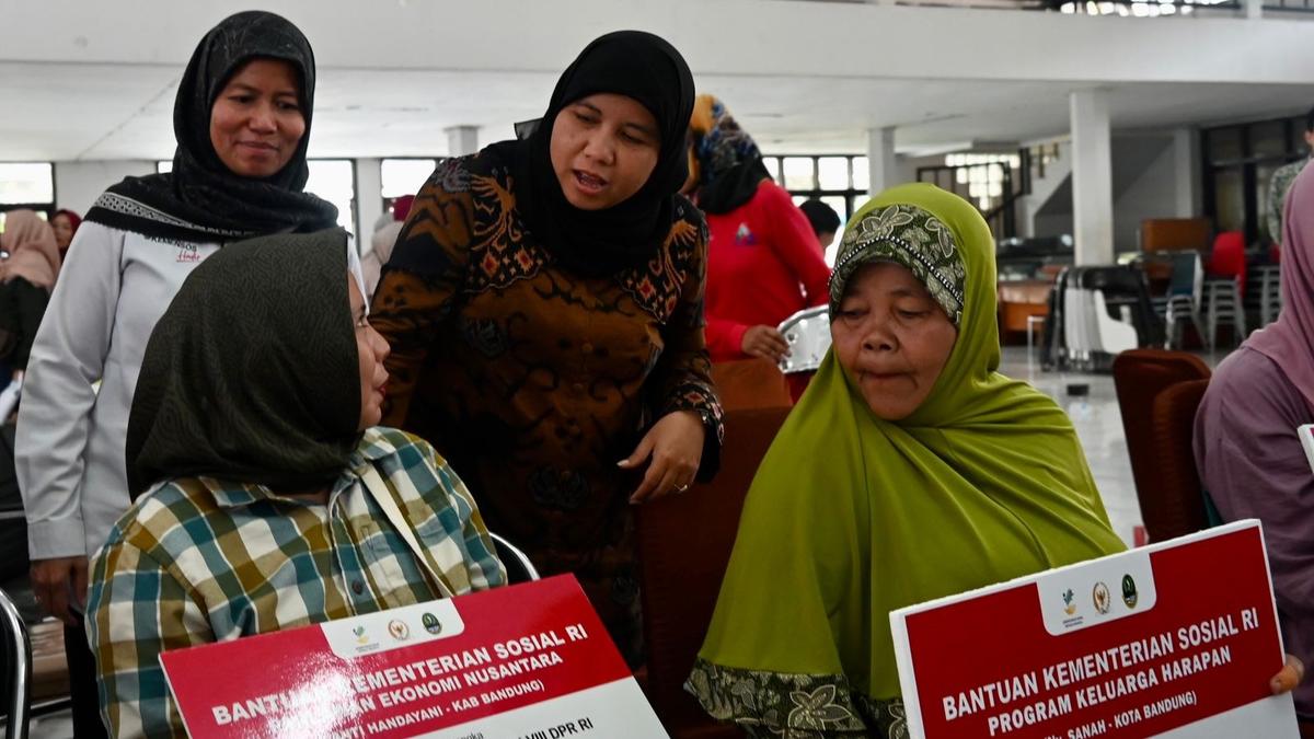 Komisi VIII Soroti Penyaluran Bansos Pangan untuk Kelompok Miskin Ekstrem