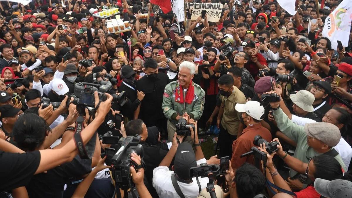 Ganjar Sebut Program 'Satu Keluarga Miskin Satu Sarjana' Bukan Janji Muluk