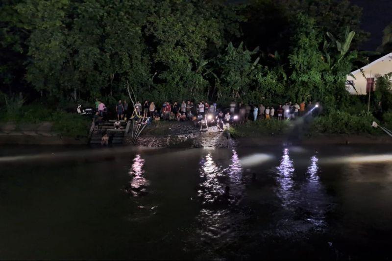 Lagi Berenang Bareng Om, Bocah Tewas Tenggelam di Sungai Serang