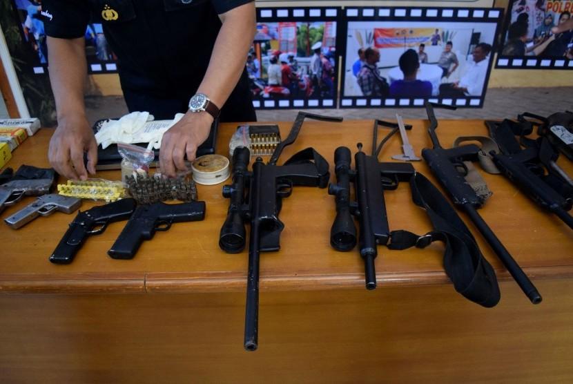 Polrestabes Bandung Tangkap 4 Perampok Pakai Pistol Soft Gun: Mereka Ngakunya dari BIN