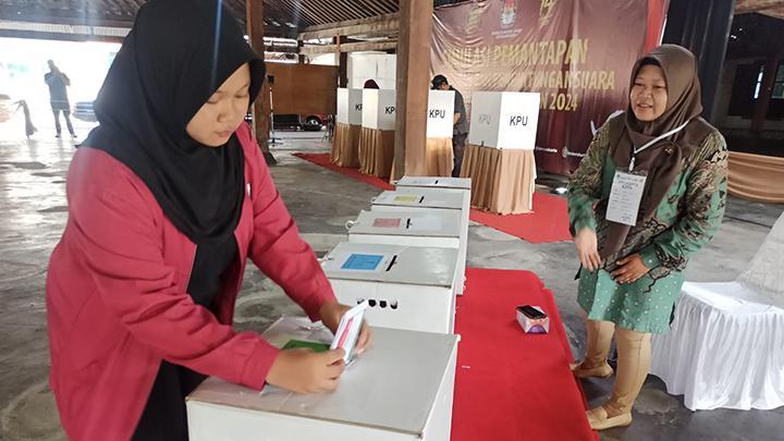 Kapan Waktu Operasional TPS dan Bagaimana Syaratnya? Simak di Sini!