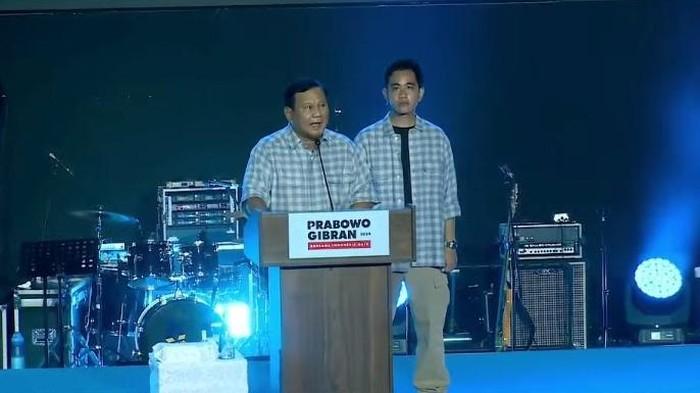 Prabowo Sambutan Usai Lembaga Survei Tunjukkan 02 Menang 1 Putaran
