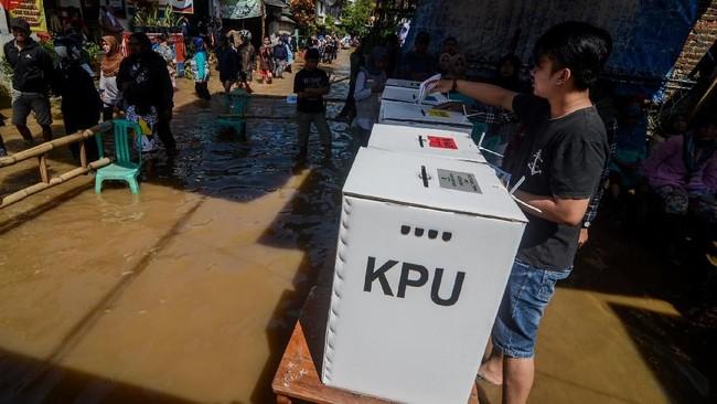 Duh! Dua TPS di Ciledug Ini Banjir, Jadwal Nyoblos Terancam Mundur