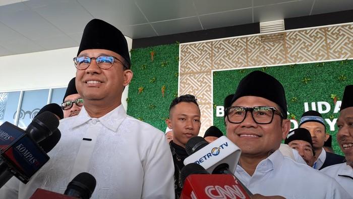 Anies-Cak Imin Datangi Markas Timnas AMIN Malam Ini, Relawan teriak 'Lawan Kecurangan'