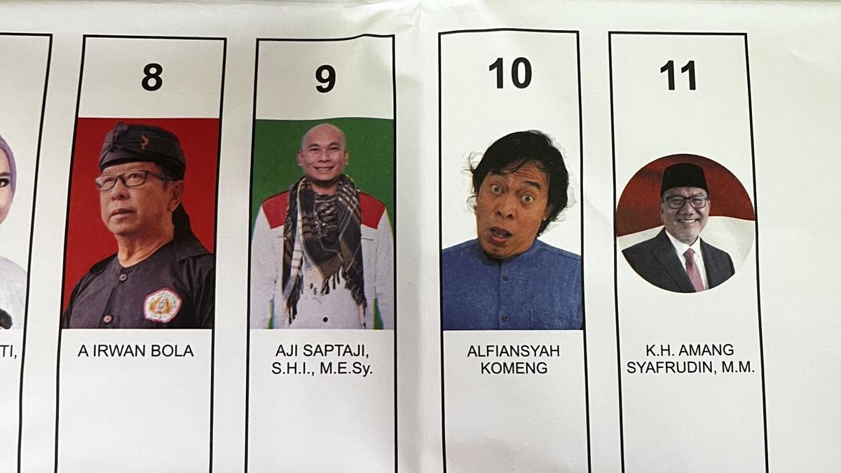 Komeng Buka Suara Soal Foto Nyeleneh di Surat Suara DPD RI