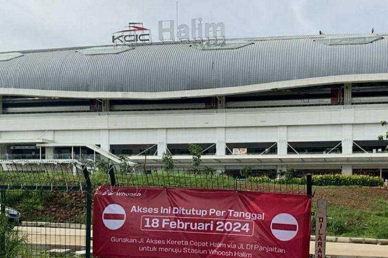 Oalah...! Demi Keamanan dan Keselamatan, Akses Tol ke Stasiun Whoosh Halim Ditutup