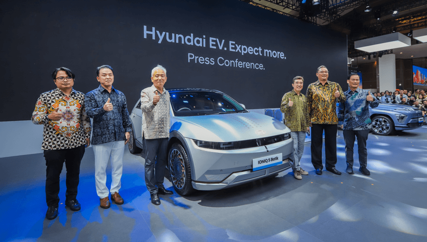 Hyundai Rilis IONIQ 5 Batik di IIMS 2024