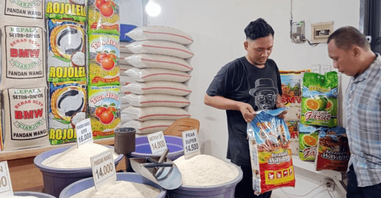 Hidayatullah: Jor-Joran Bansos Diduga Penyebab Beras Langka dan Mahal