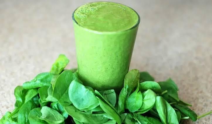 Ini Manfaat Jus Bayam! Salah Satunya Mengontrol Gejala Diabetes