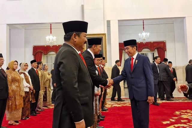 Ditanya Bakal Ada Reshuffle Lagi, Presiden Jokowi: Kenapa Tidak?