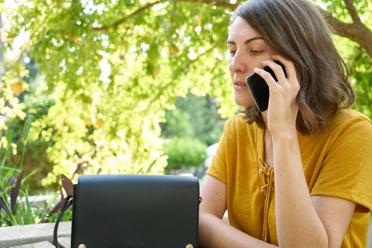 Kalimat Percakapan Telepon dalam Bahasa Korea Sehari-hari
