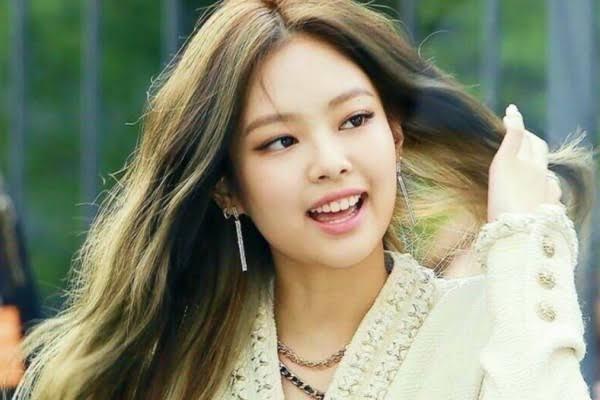 Tanpa Album, Jennie Blackpink Capai 1,4 Miliar Streaming di Spotify