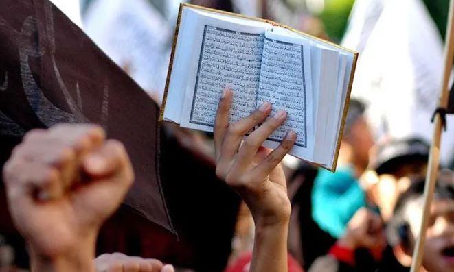 Pengadilan Hukum Gronzy Jatuhi Hukuman 3,5 Tahun untuk Warga Rusia yang Bakar Alquran