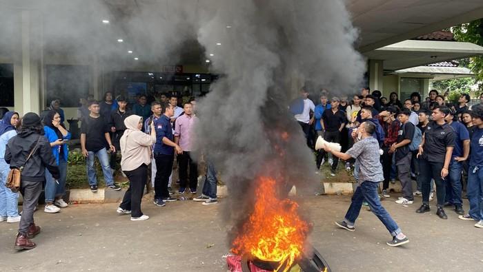 4 Tuntutan Demo Mahasiswa Universitas Pancasila Terkait Dugaan Pelecehan Rektor