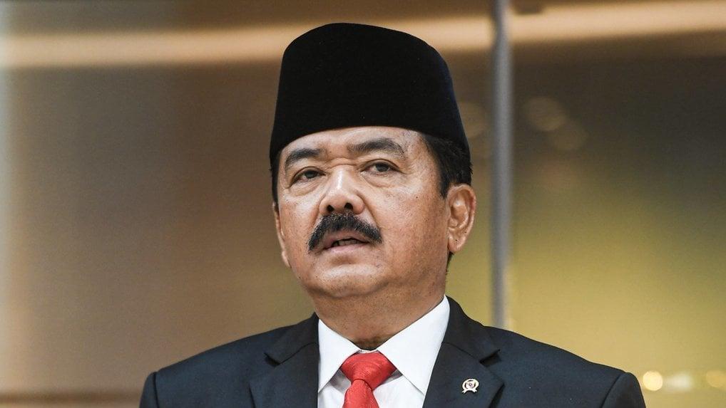 Menko Polhukam Hadi Tegaskan Pemberian Bintang Empat ke Prabowo Sah Sesuai Prosedur