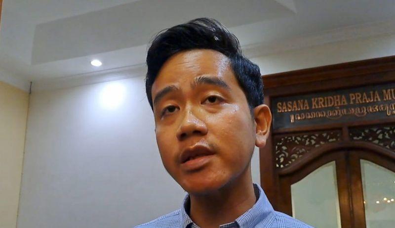 Prabowo Sabet Pangkat Istimewa Jenderal TNI, Gibran: Nanti Ngucapin (Selamat)