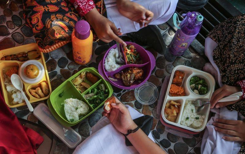 Airlangga Pede Program Makan Gratis Ampuh Genjot Ekosistem UMKM