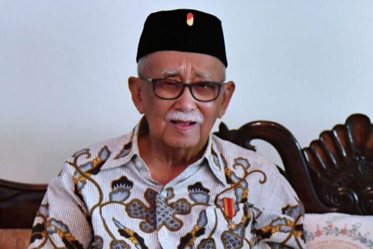 Innalillahi, Eks Gubernur Jabar Solihin GP Tutup Usia