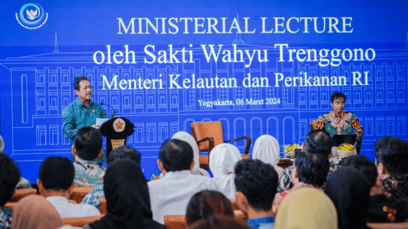 Menteri Trenggono Beberkan Pentingnya Ekonomi Biru di Kampus Biru