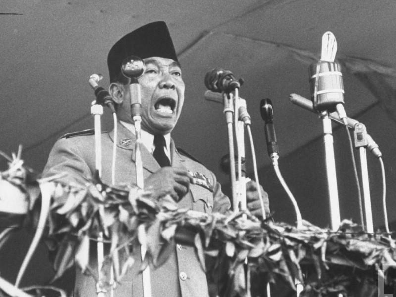 Sejarah Hari Ini: Mandat Presiden Soekarno Dicabut MPRS pada 7 Maret 1967