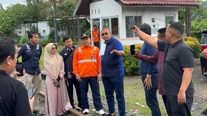 Jelang Lebaran, Andre Rosiade Minta KAI Segera Atasi Macet di Perlintasan KA Padang Pariaman