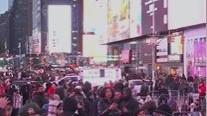 Suara Adzan Berkumandang di Times Square New York Awali Ramadan