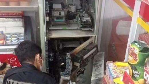 Gunakan Mesin Las, Maling di Depok Bobol ATM Hingga Rp85 Juta